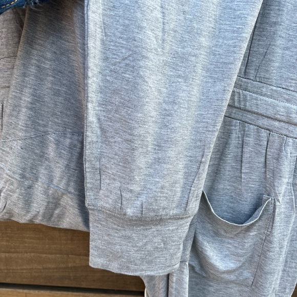 NWT Olivaceous cap sleeve Jogger jumpsuit, gray, Sz XS/Small - Picture 8 of 8